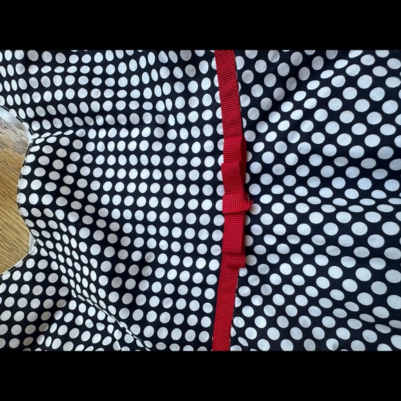 Girls size 8 polka dot navy and white w red bow size 8 worn once - Darcy Brown - Picture 3 of 6